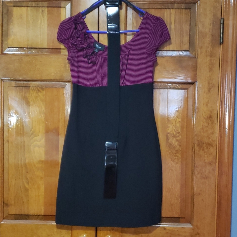 IZ byer dress with belt